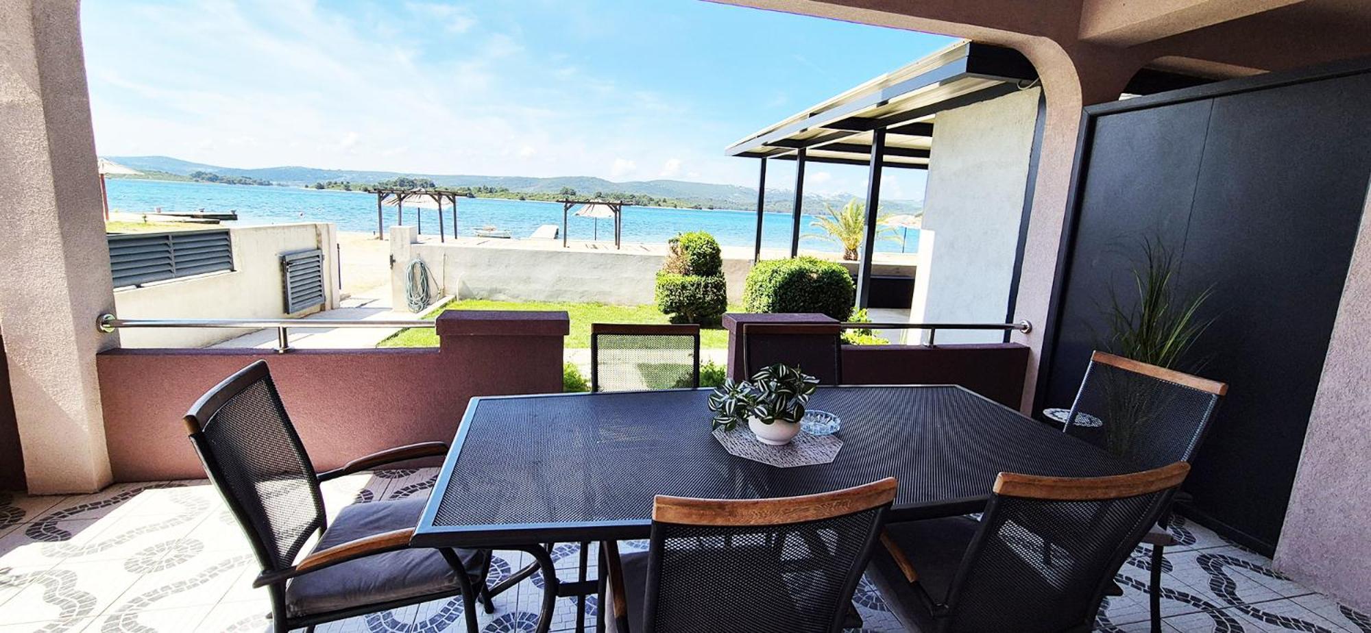 Euroholiday apartments Turanj Exterior foto